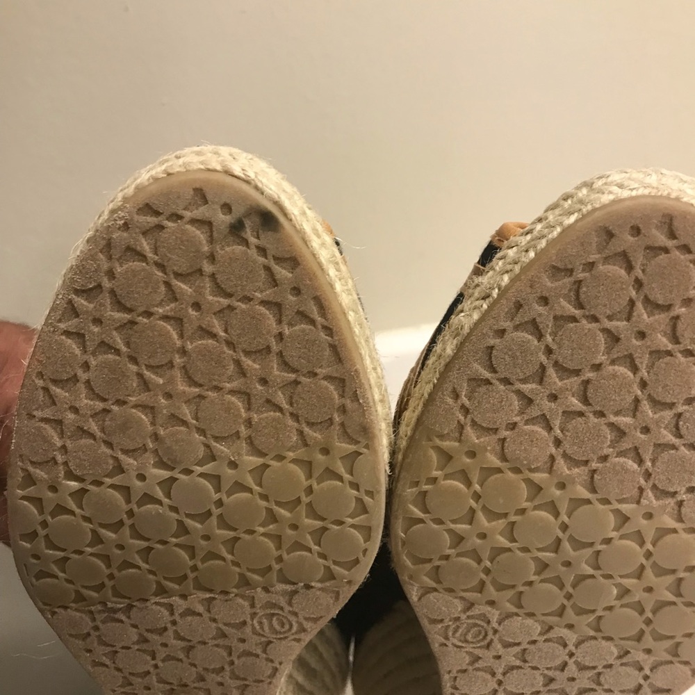 WEDGES - Picture 5 of 5